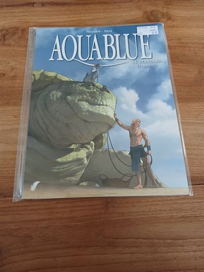 Aquablue -14- Standard island - sc-2014-eerste druk