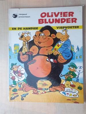 Olivier Blunder - en de handige viervoeter - SC - 1e druk - 1979