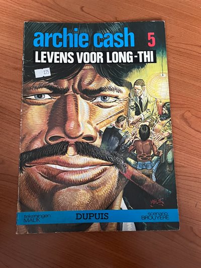 Archie Cash nr 5 - Levens voor Long-Thi - 1ste druk 1977
